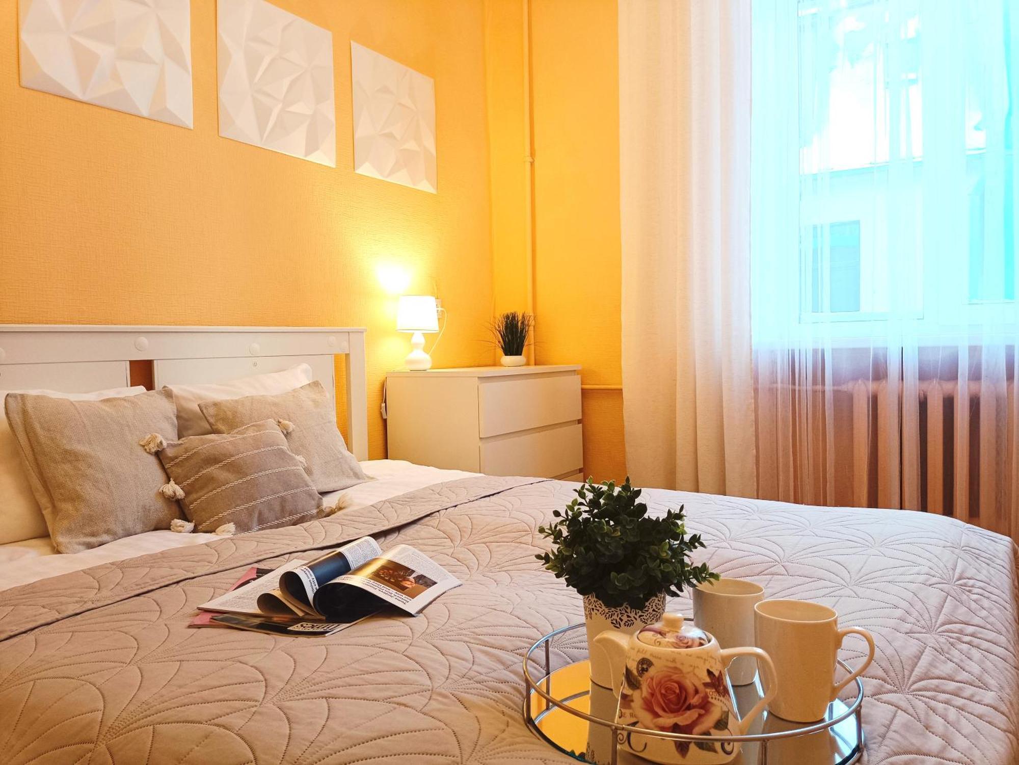 Spacious Old Town Family Peachy 2 Bedrooms Apartment, Nearby The Riga Presidential Castle エクステリア 写真